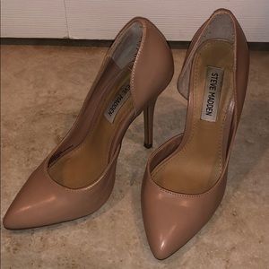 Steve Madden Nude Pumps